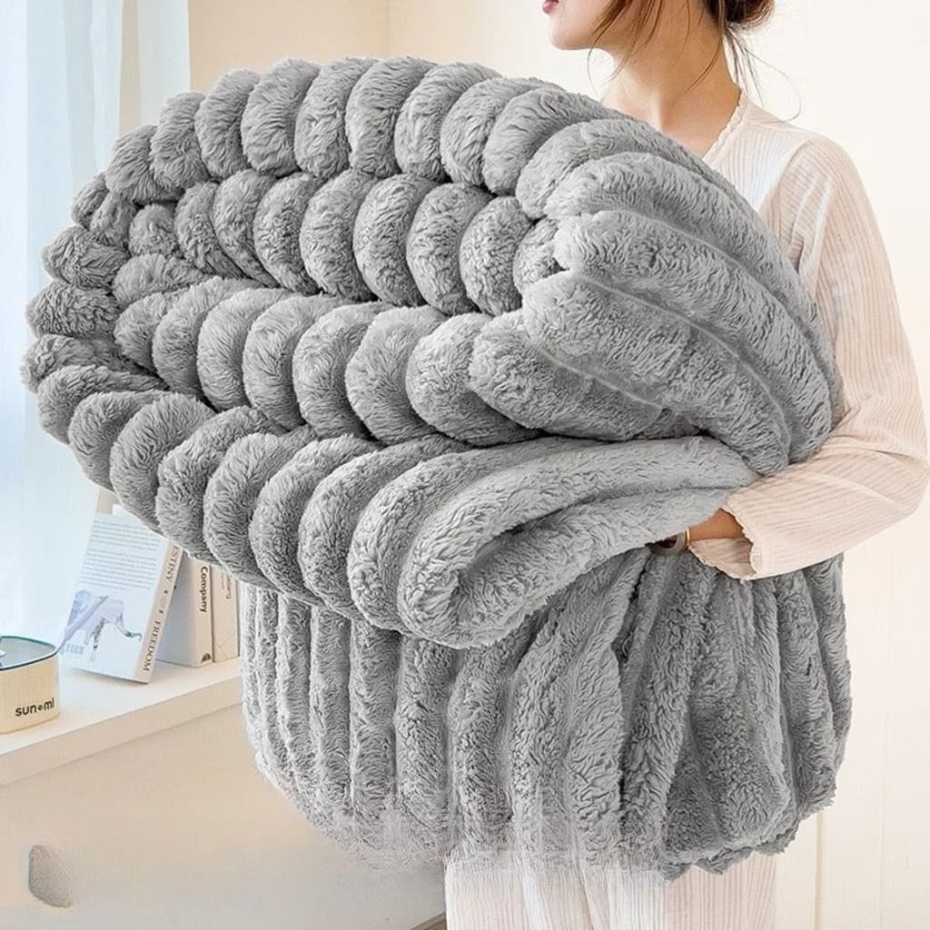 The Lunzora Blanket