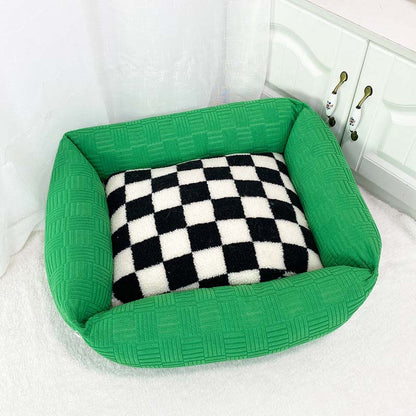 Colour Clash Checkerboard Dog & Cat Bed