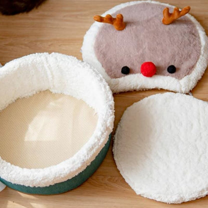 Christmas Elk Enclosed  Plush Cat Cave
